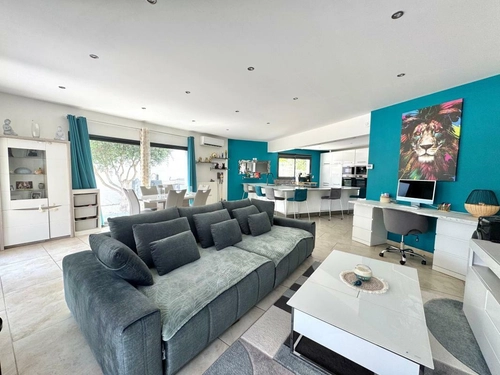 Image d'un maison 5 pièces 195 m² à 484000€ à clarensac (30870)