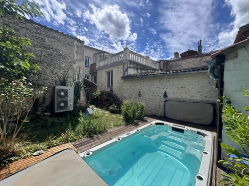 Image d'un maison 9 pièces 185 m² à 239500€ à pellegrue (33790)