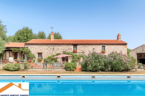 Image d'un maison 7 pièces 200 m² à 571000€ à les lucs-sur-boulogne (85170)