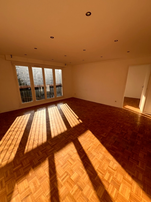 Image d'un appartement 4 pièces 83 m² à 1294€ à livry-gargan (93190)