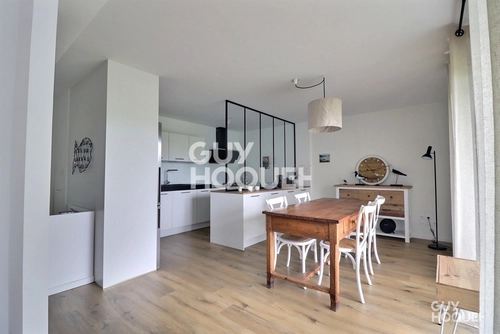 Image d'un appartement 2 pièces 65 m² à 299000€ à vannes (56000)