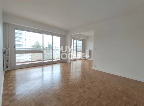 Image d'un appartement 4 pièces 82 m² à 1700€ à marly-le-roi (78160)