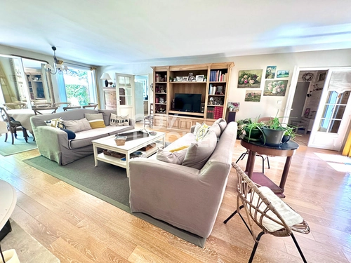 Image d'un maison 9 pièces 186 m² à 550000€ à mennecy (91540)