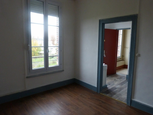 Image d'un appartement 2 pièces 42 m² à 420€ à sézanne (51120)