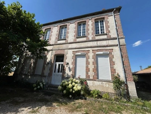 Image d'un maison 8 pièces 214 m² à 330000€ à le gault-soigny (51210)