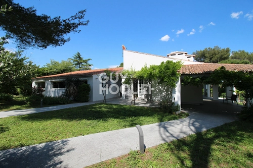 Image d'un maison 6 pièces 200 m² à 840000€ à langlade (30980)