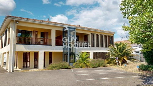 Image d'un appartement 4 pièces 97 m² à 203200€ à castres-gironde (33640)