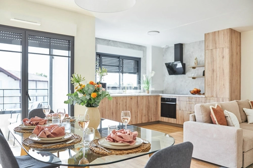 Image d'un appartement meublé 3 pièces 73 m² à 1750€ à gujan-mestras (33470)