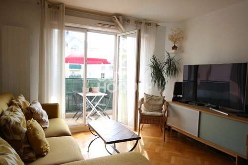 Image d'un appartement 3 pièces 65 m² à 1450€ à chatou (78400)