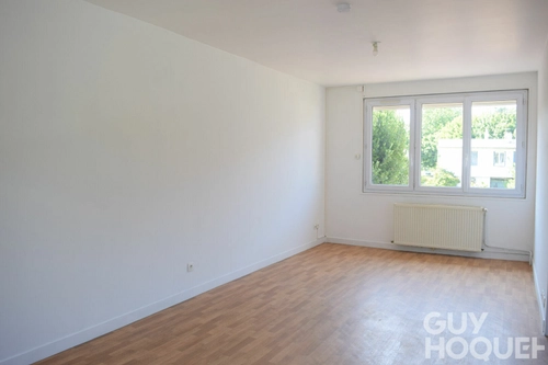 Image d'un appartement 4 pièces 69 m² à 1280€ à rambouillet (78120)