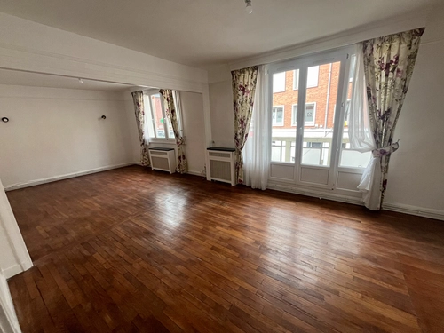 Image d'un appartement 3 pièces 91 m² à 715€ à calais (62100)