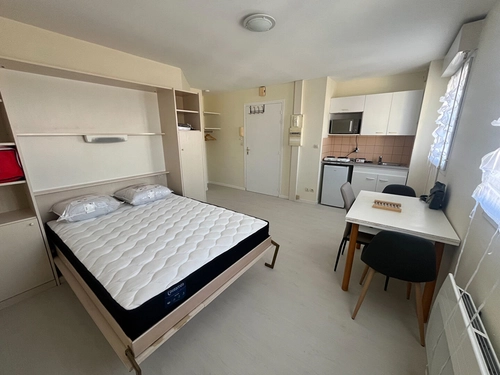 Image d'un appartement 1 pièce 21 m² à 390€ à calais (62100)