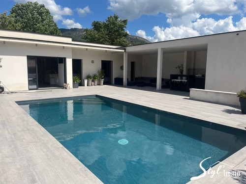 Image d'un maison 5 pièces 120 m² à 598000€ à buis-les-baronnies (26170)