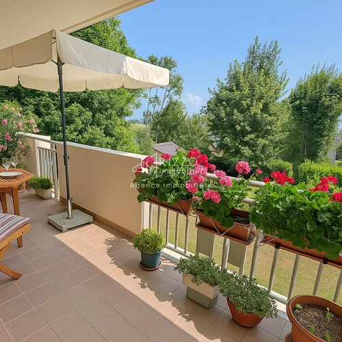 Image d'un appartement 4 pièces 143 m² à 790000€ à divonne-les-bains (01220)