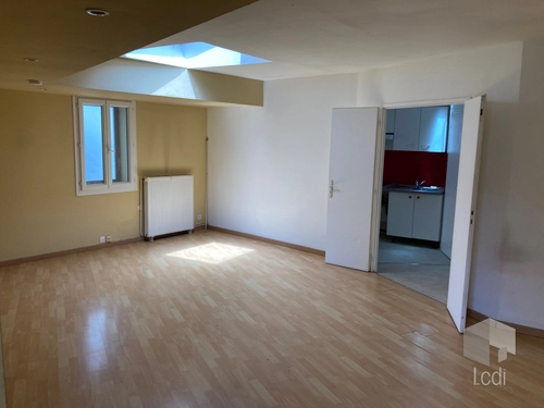 Image d'un appartement 2 pièces 69 m² à 78500€ à montélimar (26200)