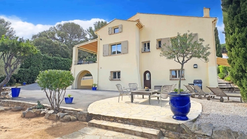 Image d'un maison 6 pièces 155 m² à 999000€ à cavalaire-sur-mer (83240)