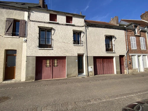 Image d'un maison 4 pièces 91 m² à 49000€ à château-renard (45220)