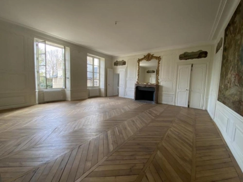 Image d'un appartement 4 pièces 122 m² à 1565€ à poitiers (86000)