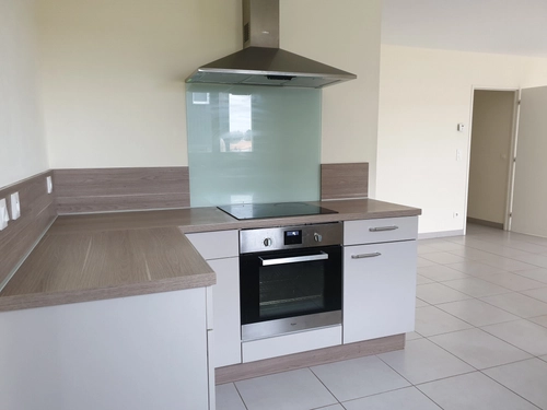 Image d'un maison 5 pièces 101 m² à 959€ à vouneuil-sous-biard (86580)