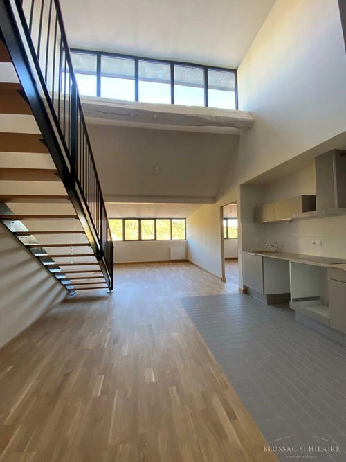 Image d'un appartement 3 pièces 85 m² à 886€ à poitiers (86000)