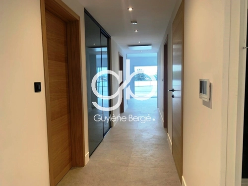 Image d'un appartement 5 pièces 121 m² à 910000€ à baillargues (34670)