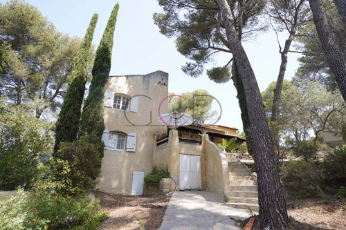 Image d'un maison 7 pièces 175 m² à 725000€ à ventabren (13122)