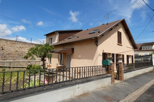 Image d'un maison 7 pièces 121 m² à 138000€ à montluçon (03100)