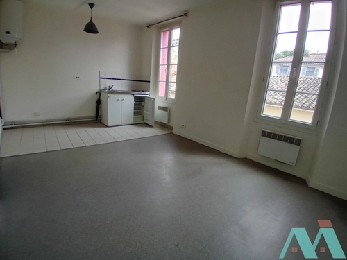 Image d'un appartement 1 pièce 22 m² à 410€ à vidauban (83550)