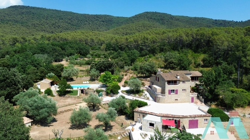 Image d'un maison 7 pièces 325 m² à 1350000€ à le beausset (83330)