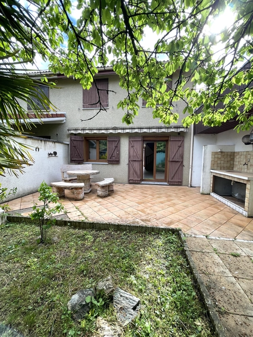Image d'un maison 5 pièces 107 m² à 250000€ à le pont-de-claix (38800)