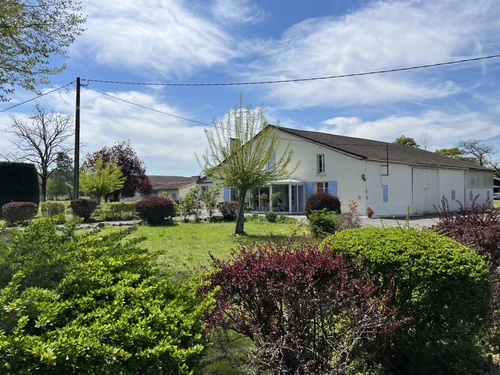 Image d'un maison 5 pièces 210 m² à 199900€ à casteljaloux (47700)