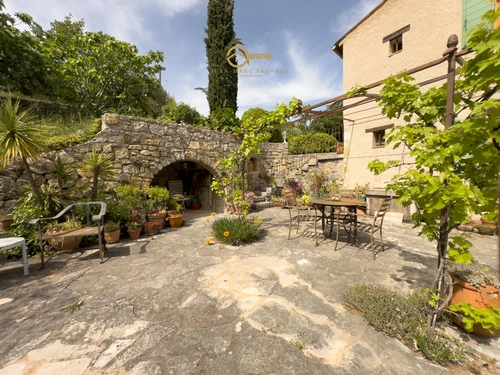 Image d'un maison 8 pièces 200 m² à 798000€ à fayence (83440)