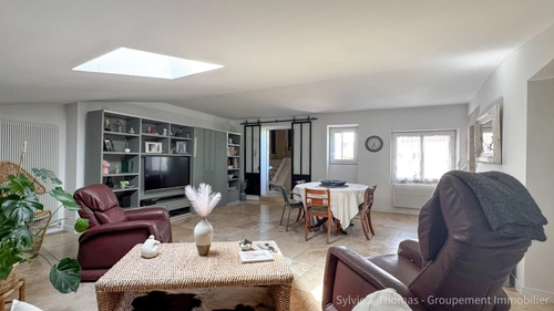 Image d'un appartement 5 pièces 130 m² à 177000€ à pont-saint-esprit (30130)