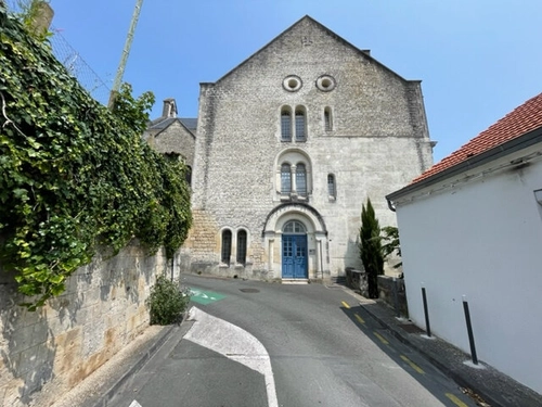 Image d'un appartement 2 pièces 54 m² à 153700€ à saintes (17100)