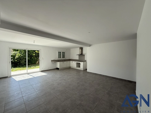 Image d'un maison 4 pièces 90 m² à 295000€ à poussan (34560)