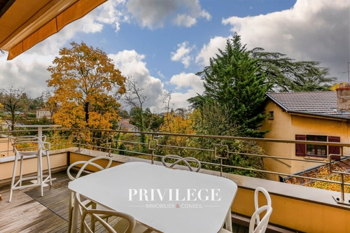 Image d'un appartement 3 pièces 85 m² à 475000€ à saint-cyr-au-mont-d'or (69450)