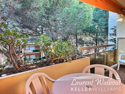 Image d'un appartement 2 pièces 25 m² à 149000€ à bormes-les-mimosas (83230)