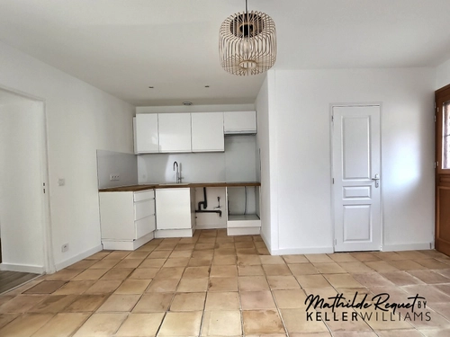 Image d'un appartement 3 pièces 53 m² à 232000€ à bormes-les-mimosas (83230)