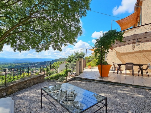 Image d'un maison 8 pièces 172 m² à 845000€ à cotignac (83570)