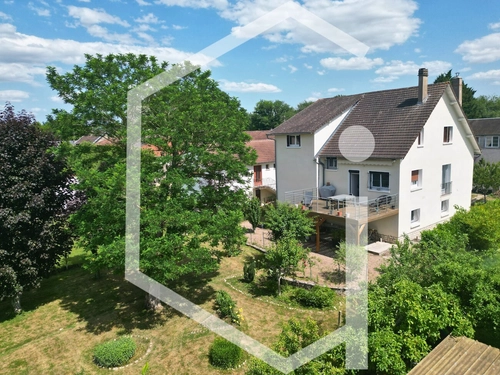 Image d'un maison 8 pièces 167 m² à 183000€ à cosne-cours-sur-loire (58200)