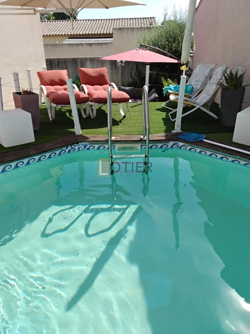 Image d'un maison 4 pièces 127 m² à 333000€ à clarensac (30870)