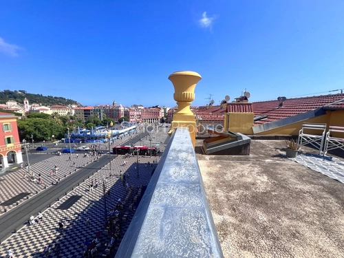 Image d'un appartement 4 pièces 50 m² à 1800000€ à nice (06000)