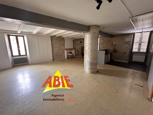 Image d'un maison 5 pièces 161 m² à 69500€ à coulonges-sur-l'autize (79160)