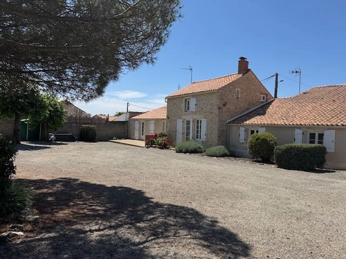 Image d'un maison 4 pièces 112 m² à 888€ à sainte-hermine (85210)
