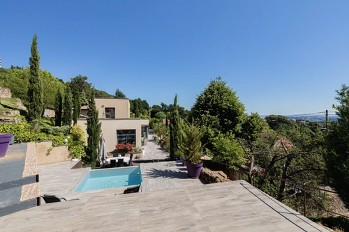 Image d'un maison 7 pièces 226 m² à 1300000€ à saint-cyr-au-mont-d'or (69450)