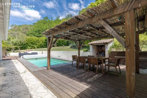 Image d'un maison 6 pièces 210 m² à 547000€ à baurech (33880)