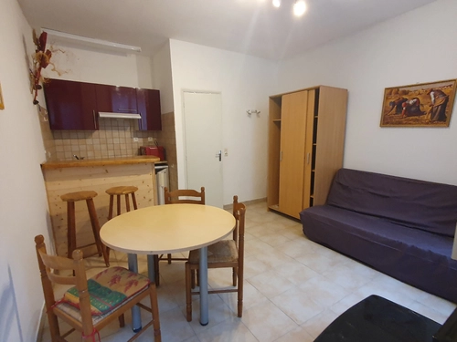 Image d'un appartement meublé 1 pièce 17 m² à 320€ à sarlat-la-canéda (24200)