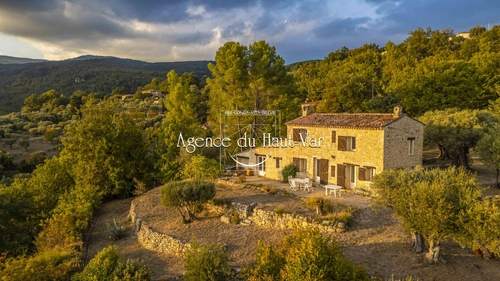 Image d'un maison 4 pièces 90 m² à 590000€ à fayence (83440)