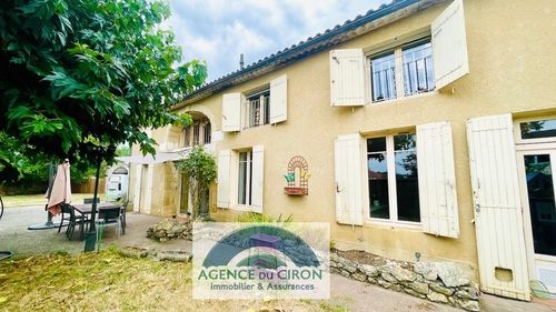 Image d'un maison 7 pièces 164 m² à 315000€ à landiras (33720)