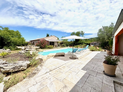 Image d'un maison 6 pièces 208 m² à 560000€ à vaison-la-romaine (84110)